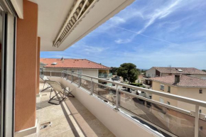 35m2 Sea View Flat with 20 m2 Terrace